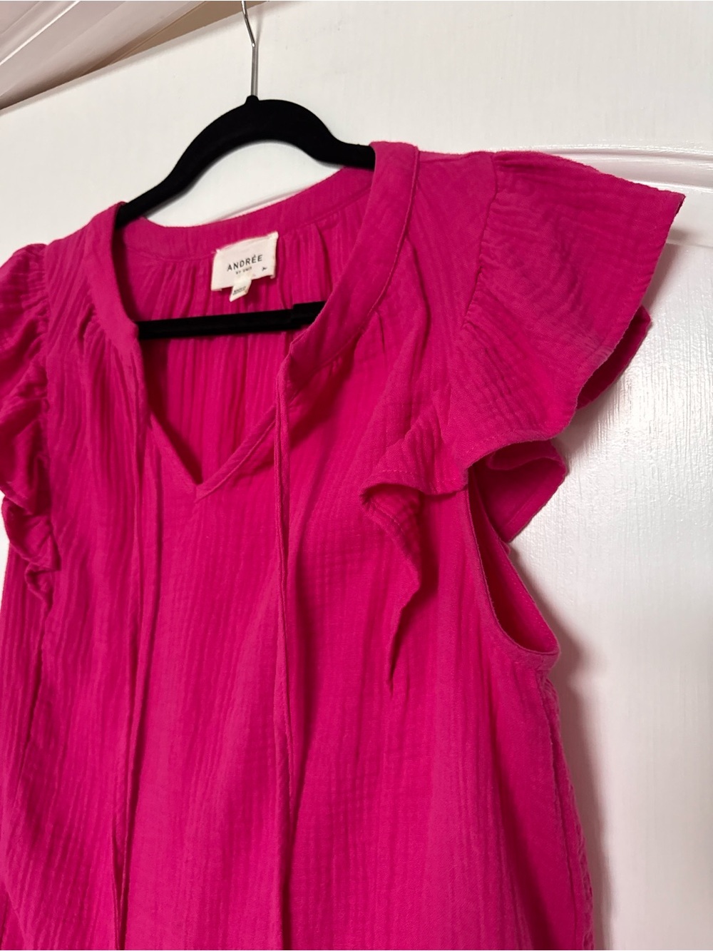 ANDREE BY UNIT Pink Flutter-Sleeve Tie-Neck Blouse - Picture 4 of 5